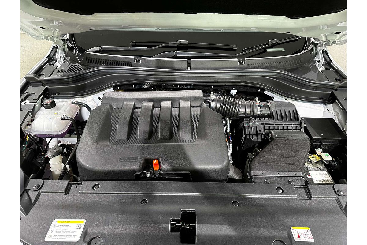 2025 Mahindra XUV700 AX7L