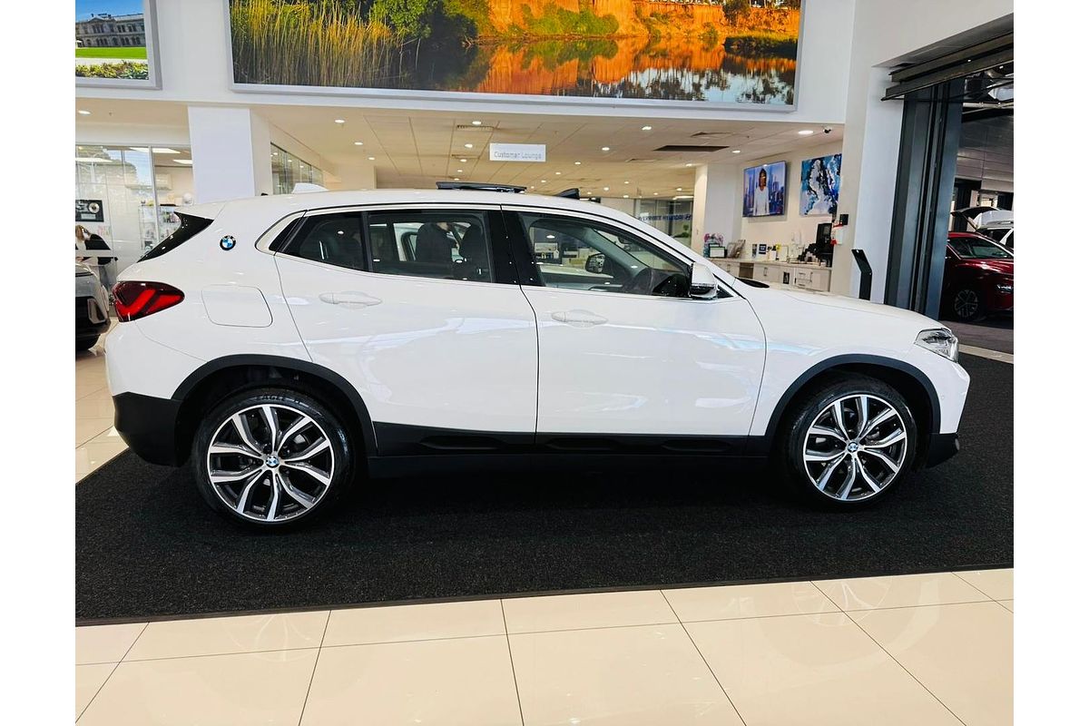 2022 BMW X2 sDrive18i F39