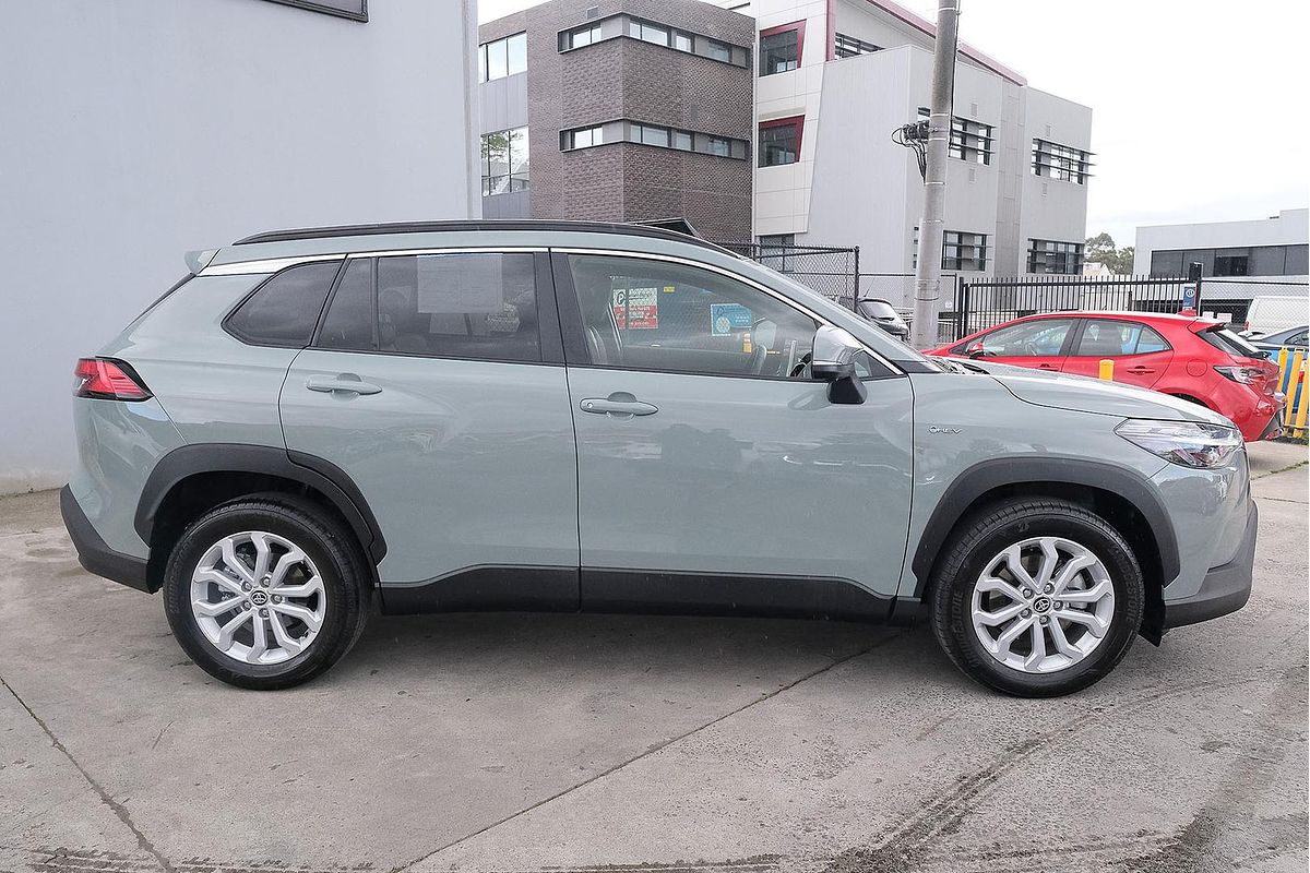 2024 Toyota Corolla Cross GXL MXGH15R