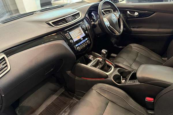 2017 Nissan QASHQAI Ti J11