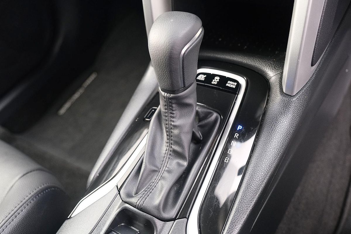 2024 Toyota Corolla Cross GXL MXGH15R