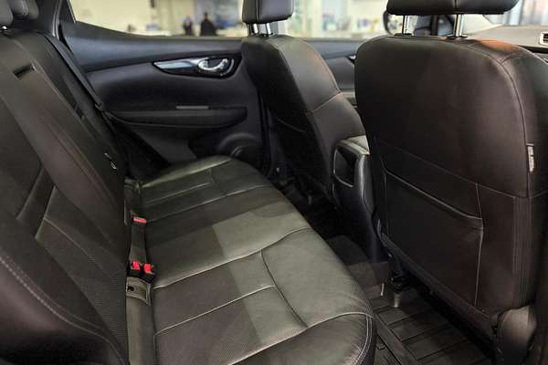 2017 Nissan QASHQAI Ti J11