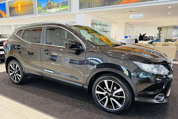 2017 Nissan QASHQAI Ti J11