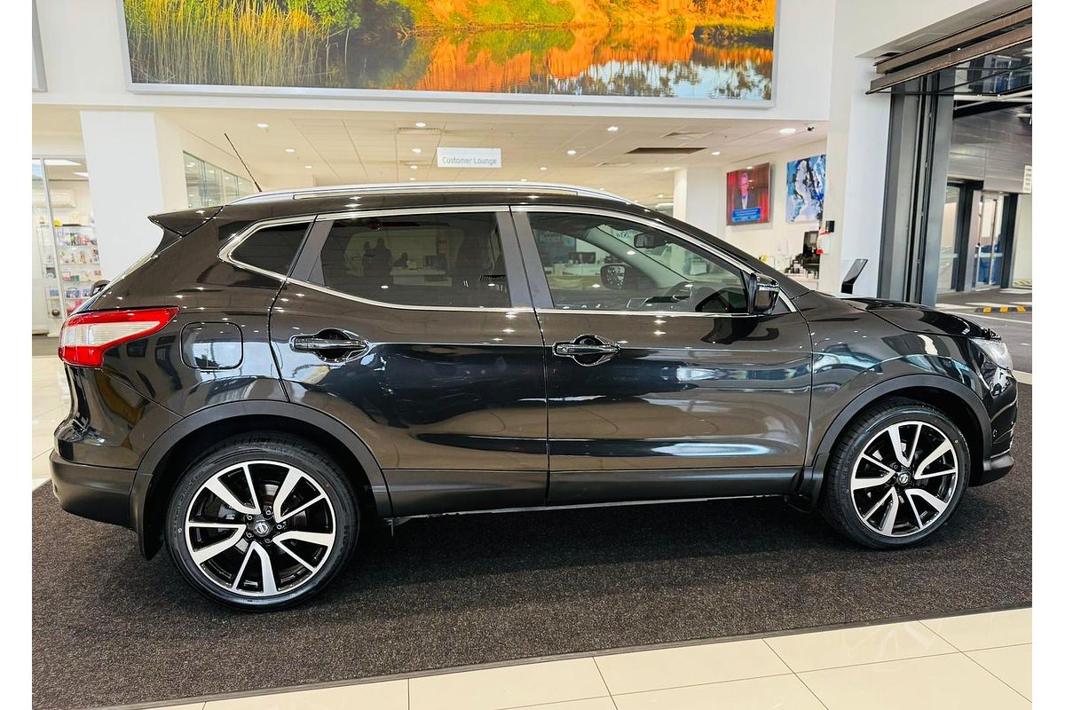2017 Nissan QASHQAI Ti J11