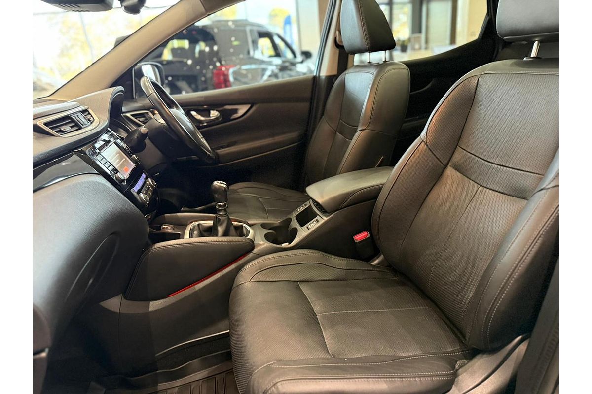 2017 Nissan QASHQAI Ti J11