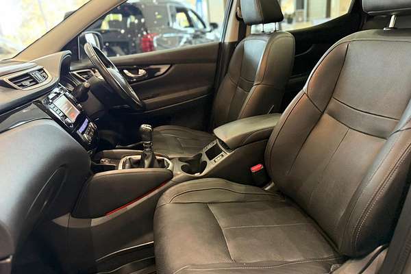 2017 Nissan QASHQAI Ti J11