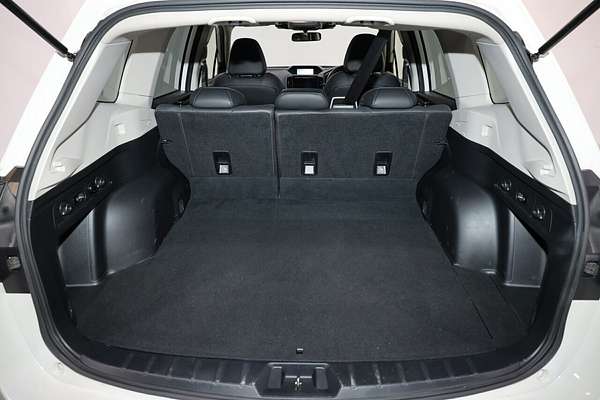 2023 Subaru Forester 2.5i S5