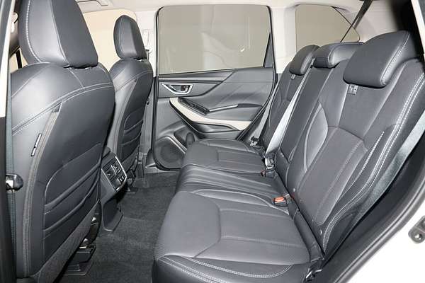 2023 Subaru Forester 2.5i S5