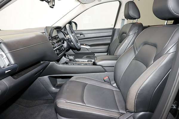 2023 Nissan Pathfinder Ti R53