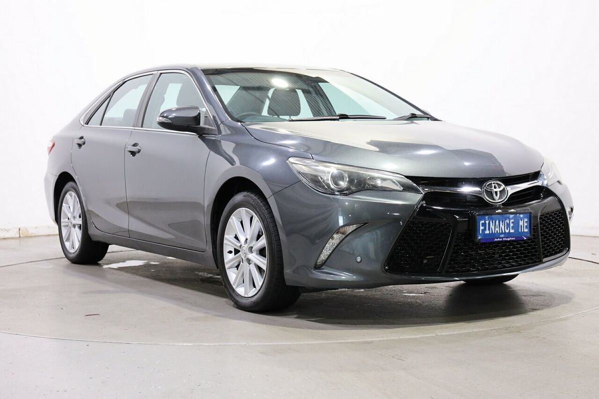 2017 Toyota Camry Atara S ASV50R