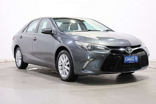 2017 Toyota Camry Atara S ASV50R
