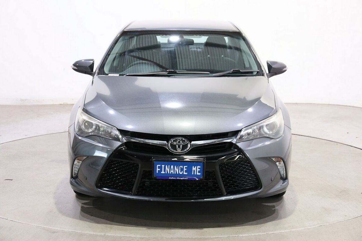 2017 Toyota Camry Atara S ASV50R