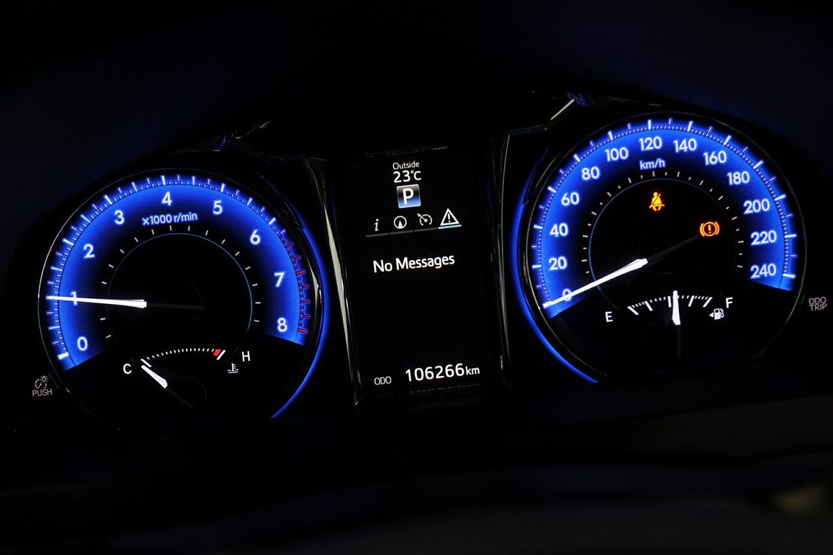 2017 Toyota Camry Atara S ASV50R