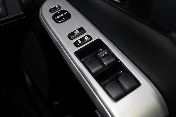 2017 Toyota Camry Atara S ASV50R