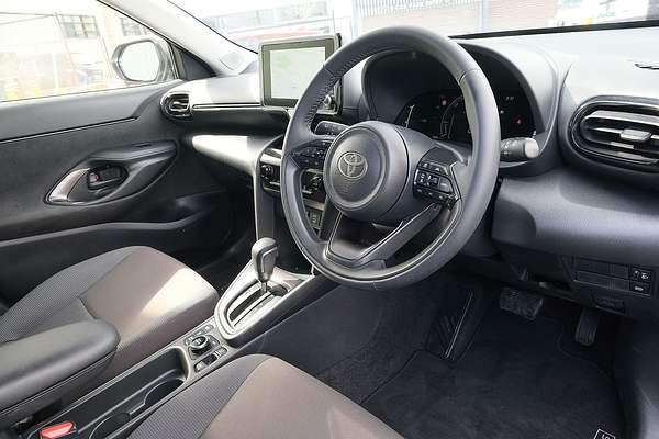 2024 Toyota Yaris Cross GX MXPJ15R