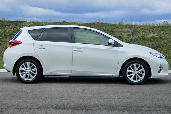 2013 Toyota Corolla Ascent Sport ZRE182R