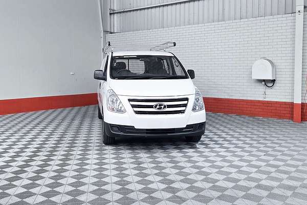 2017 Hyundai iLoad TQ3-V Series II