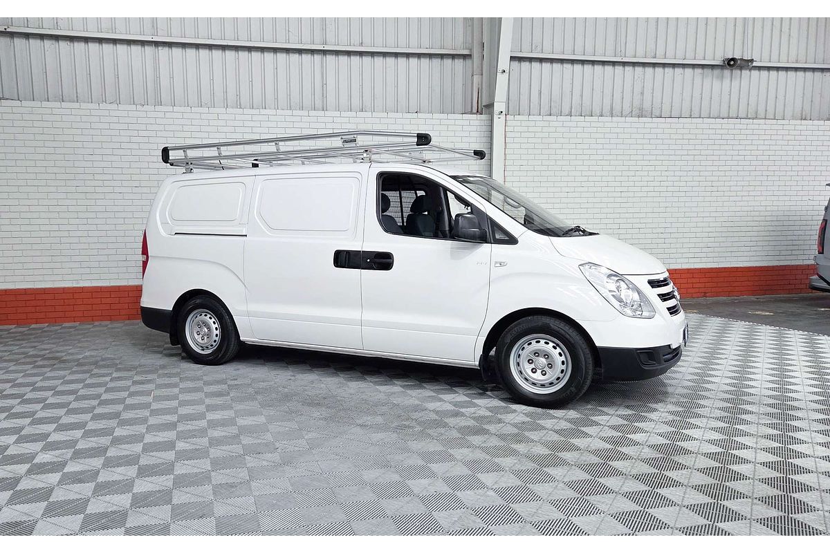 2017 Hyundai iLoad TQ3-V Series II