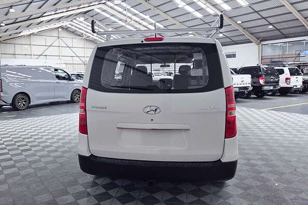 2017 Hyundai iLoad TQ3-V Series II