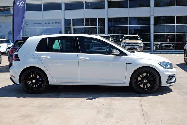 2017 Volkswagen Golf R Wolfsburg Edition 7.5