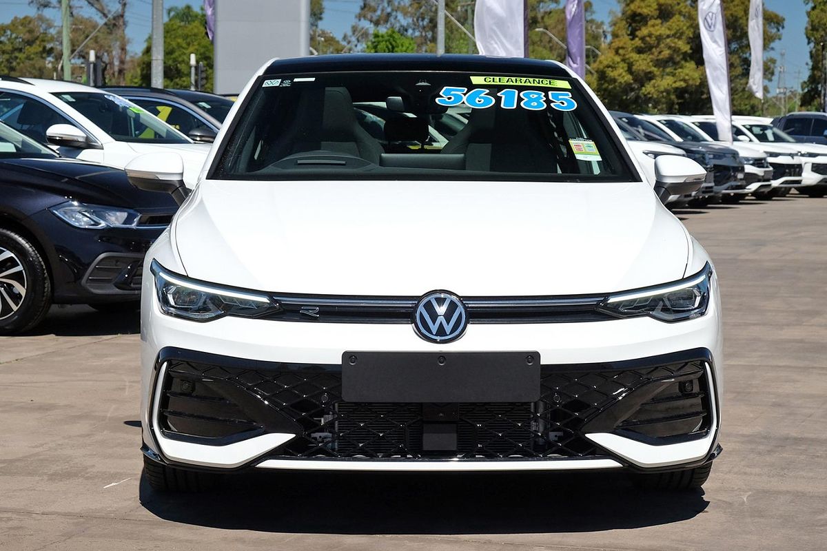 2025 Volkswagen Golf 110TSI R-Line 8.5