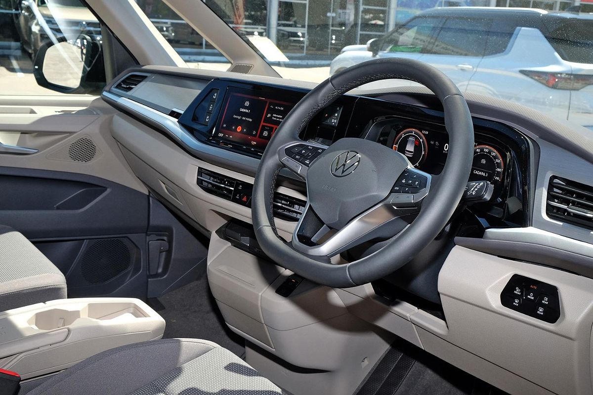 2025 Volkswagen Multivan TDI360 Life T7 SWB