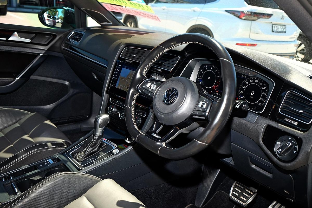 2017 Volkswagen Golf R Wolfsburg Edition 7.5