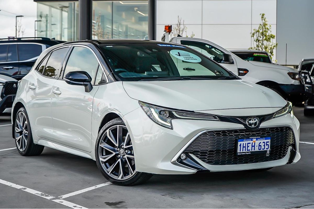 2018 Toyota COROLLA ZR MZEA12R