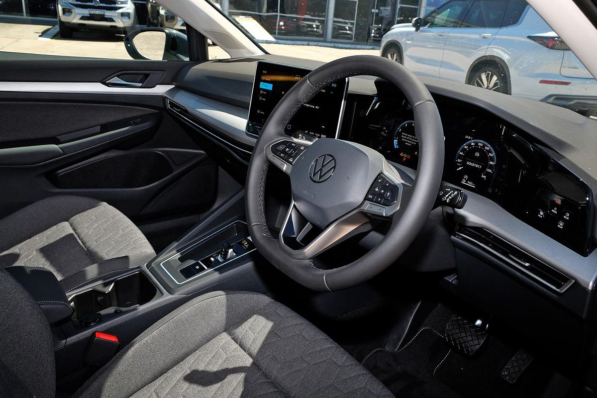 2025 Volkswagen Golf 110TSI Life 8.5