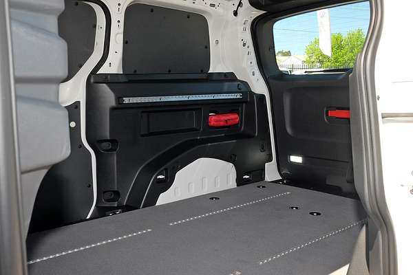 2024 Volkswagen ID. Buzz Cargo BEV550 EBN SWB