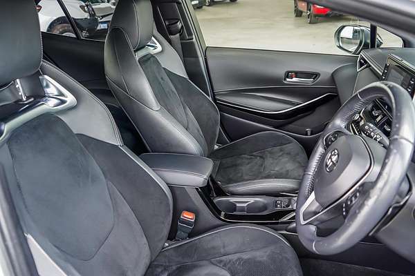 2018 Toyota COROLLA ZR MZEA12R