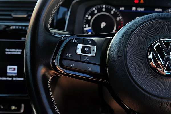 2017 Volkswagen Golf R Wolfsburg Edition 7.5