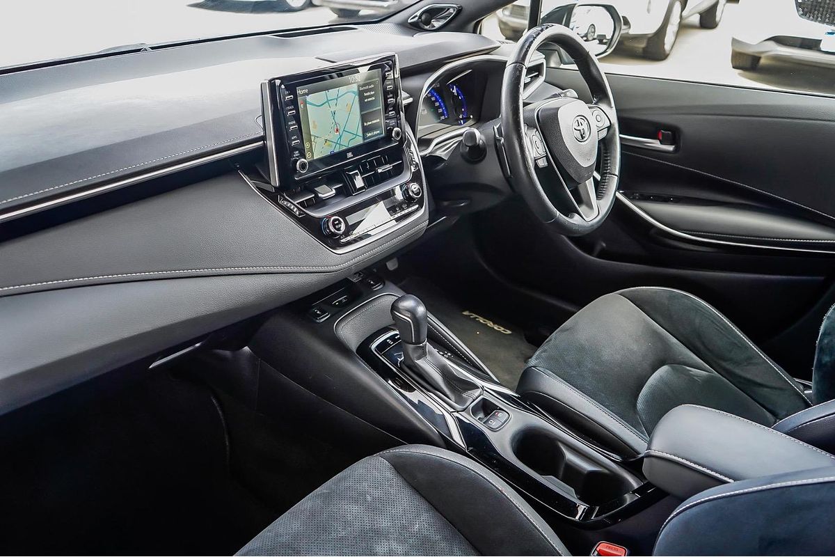 2018 Toyota COROLLA ZR MZEA12R