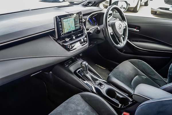 2018 Toyota COROLLA ZR MZEA12R