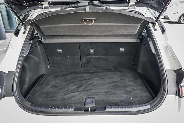 2018 Toyota COROLLA ZR MZEA12R