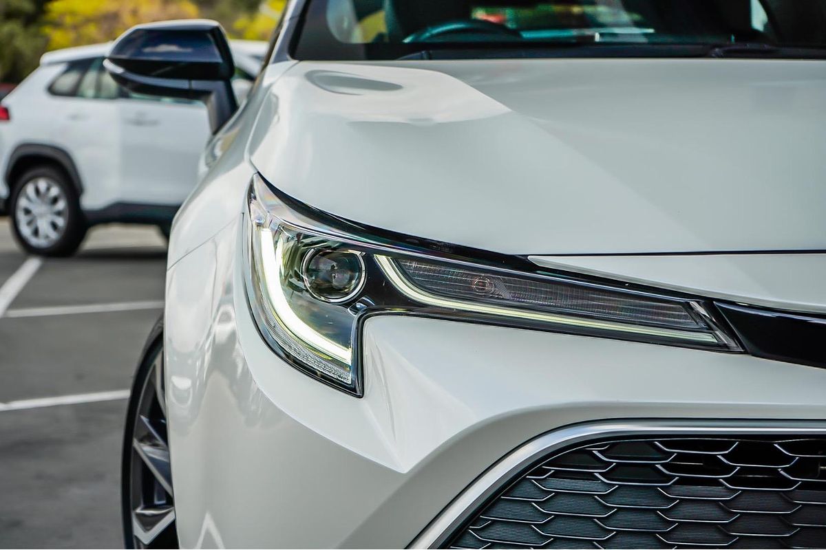 2018 Toyota COROLLA ZR MZEA12R