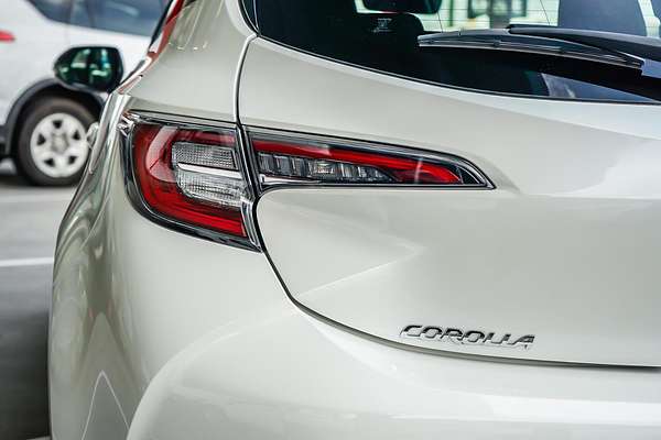 2018 Toyota COROLLA ZR MZEA12R