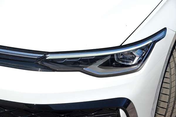 2025 Volkswagen Golf 110TSI R-Line 8.5