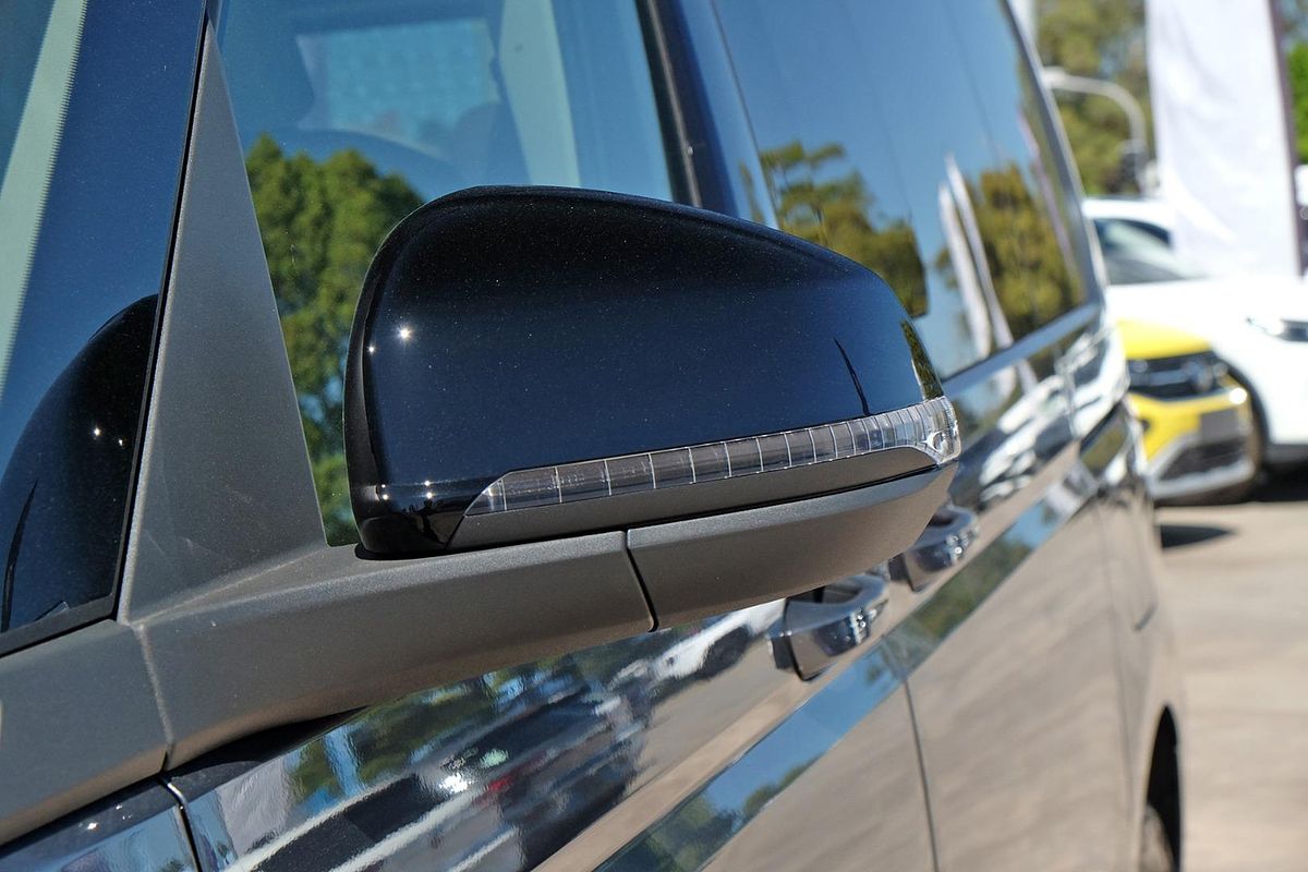 2025 Volkswagen Multivan TDI360 Life T7 SWB
