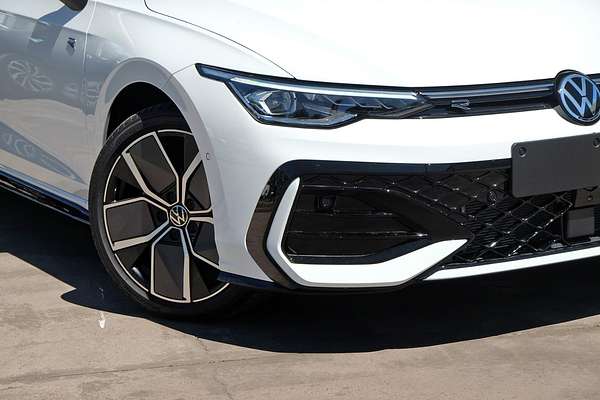 2025 Volkswagen Golf 110TSI R-Line 8.5