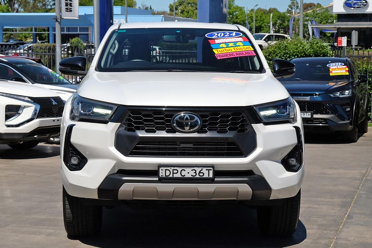 2024 Toyota Hilux SR5 GUN126R 4X4
