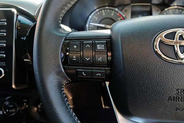 2024 Toyota Hilux SR5 GUN126R 4X4