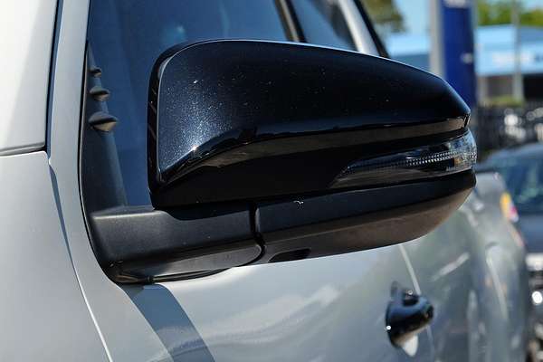 2024 Toyota Hilux SR5 GUN126R 4X4