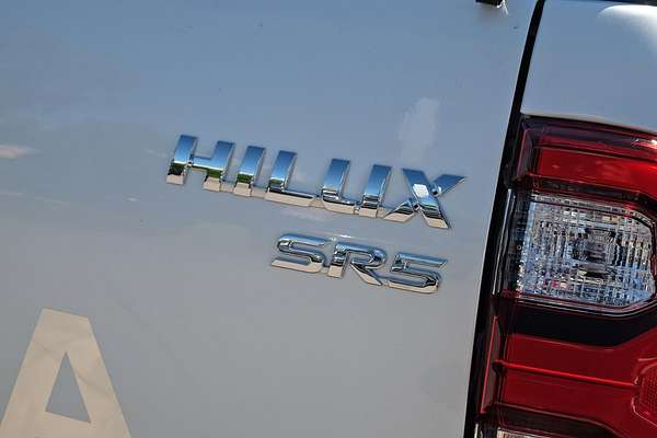2024 Toyota Hilux SR5 GUN126R 4X4