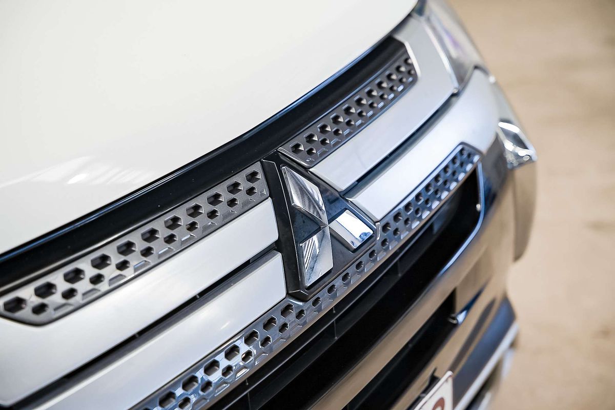 2021 Mitsubishi Outlander ES ZL