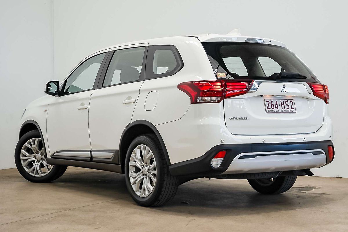 2021 Mitsubishi Outlander ES ZL