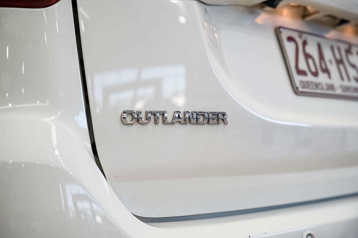 2021 Mitsubishi Outlander ES ZL