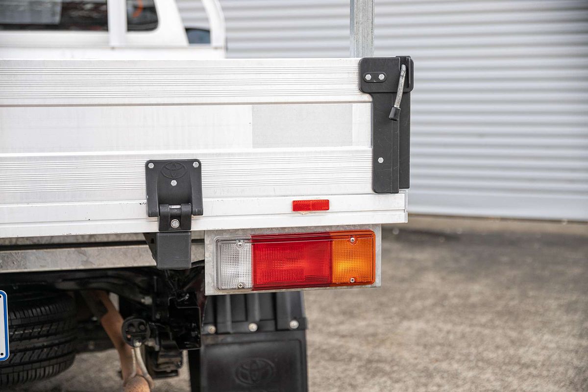 2019 Toyota Hilux Workmate TGN121R Rear Wheel Drive