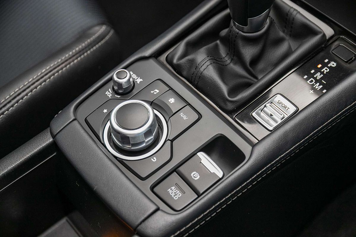 2018 Mazda CX-3 sTouring DK