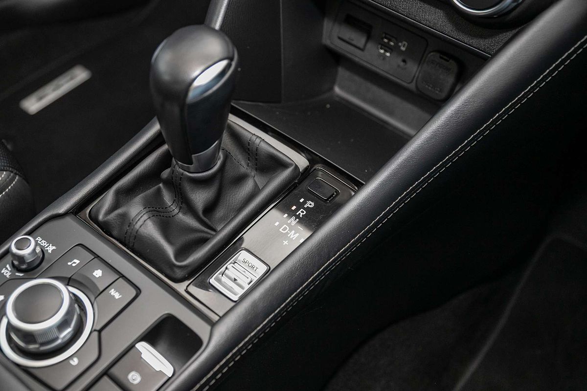 2018 Mazda CX-3 sTouring DK